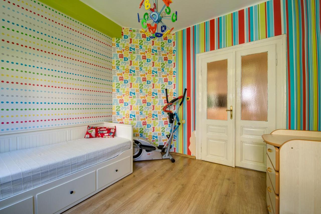 Apartment 65 - Airy Aprt At Top Center София Экстерьер фото